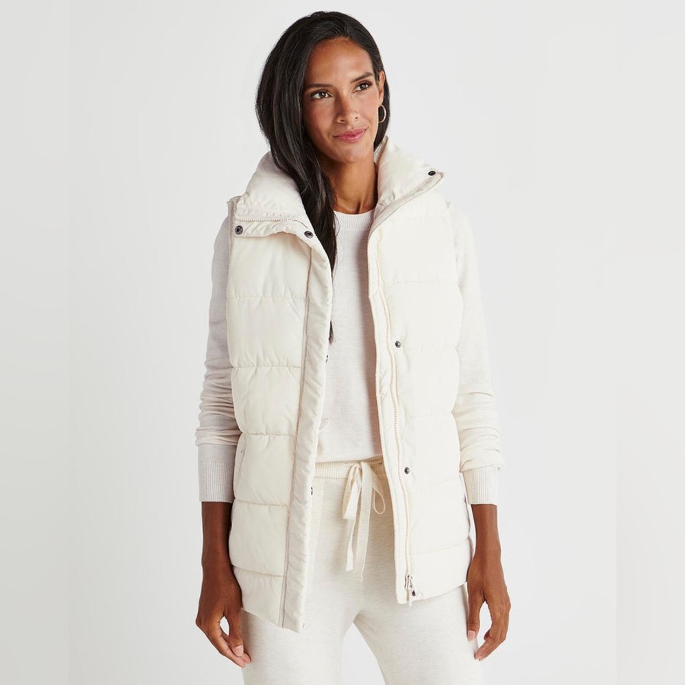 Splendid white puffer vest size XS